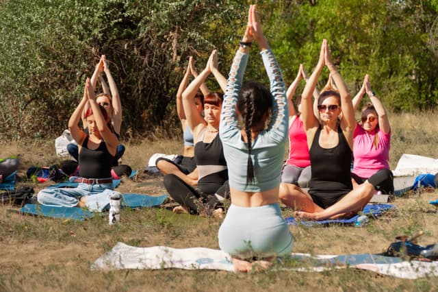 Обкладинка для статті Міжнародний день йоги